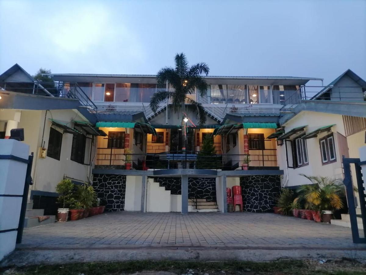 Vagamon Lake Palaceホステル エクステリア 写真