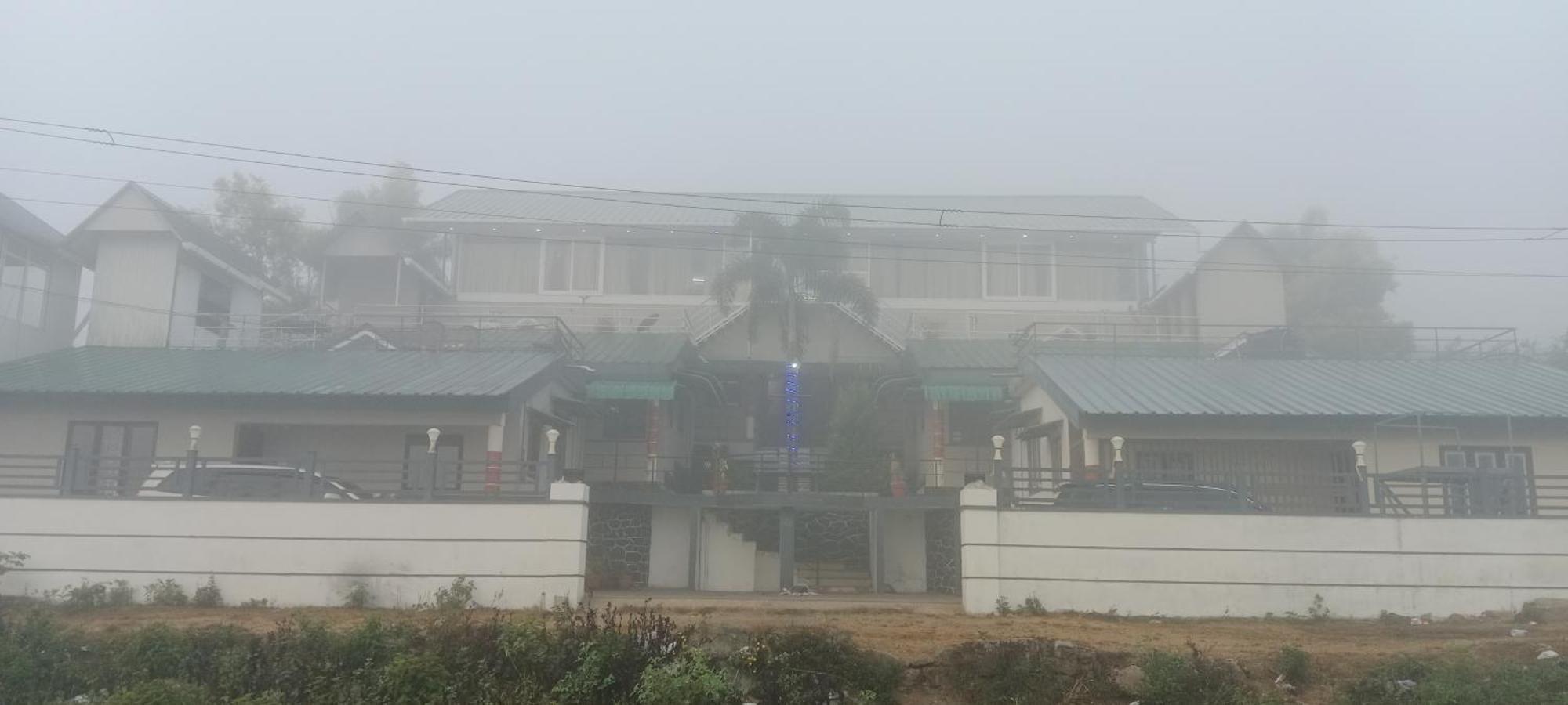 Vagamon Lake Palaceホステル エクステリア 写真